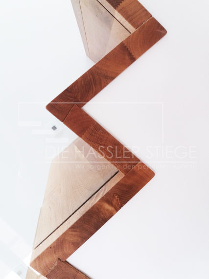 Stiegen mit Glas von Hassler